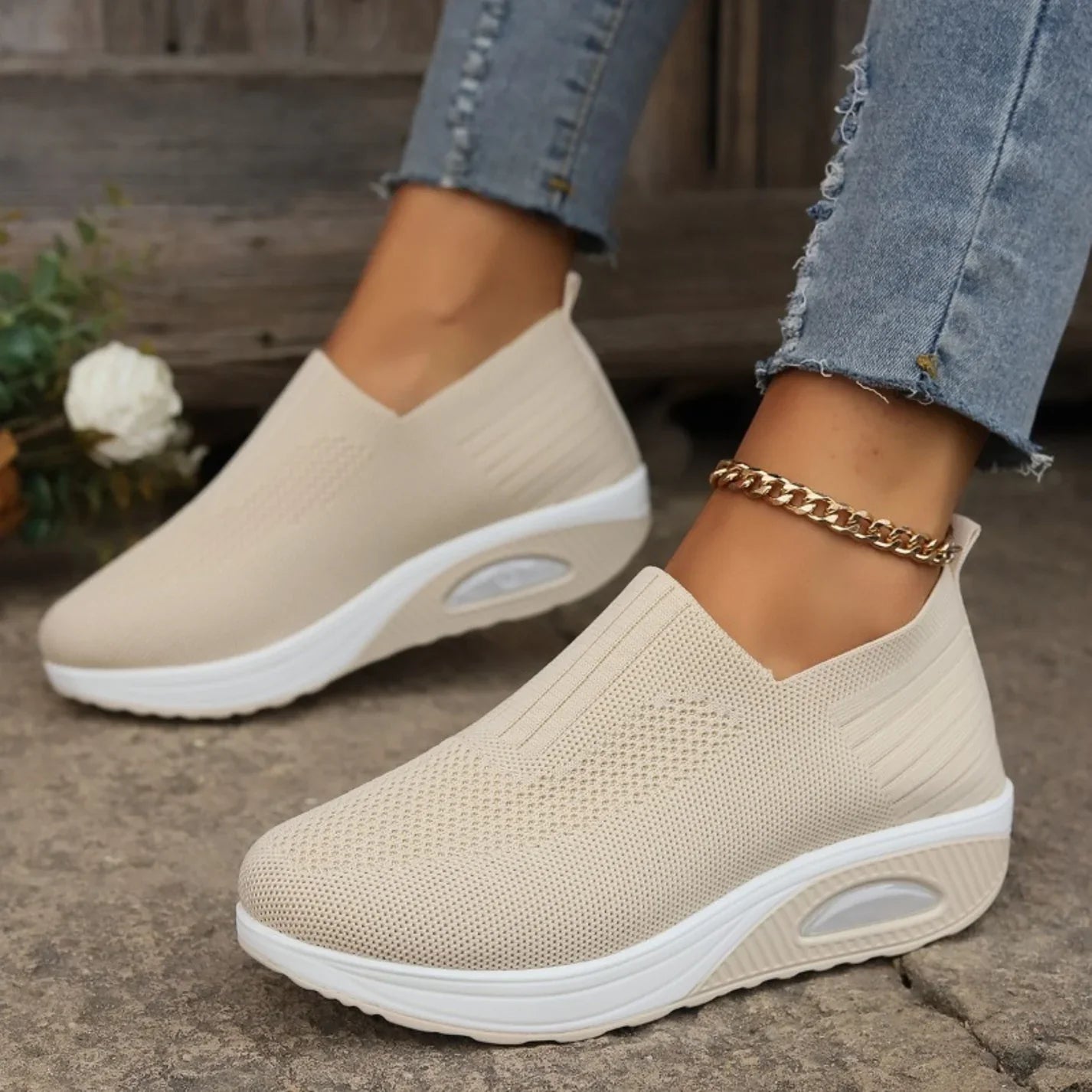 Ella Dames Sneakers | Elastisch Mesh, Verhoogde Sleehak 7