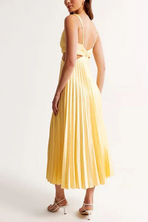 Elunara | Midi-Jurk met Geplooide Rok en Subtiele Cut-Outs 1