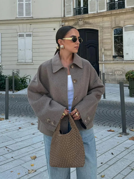 Hélené Dames Winterjas | Wolmix, Oversized Kraag en Knoopsluiting 0
