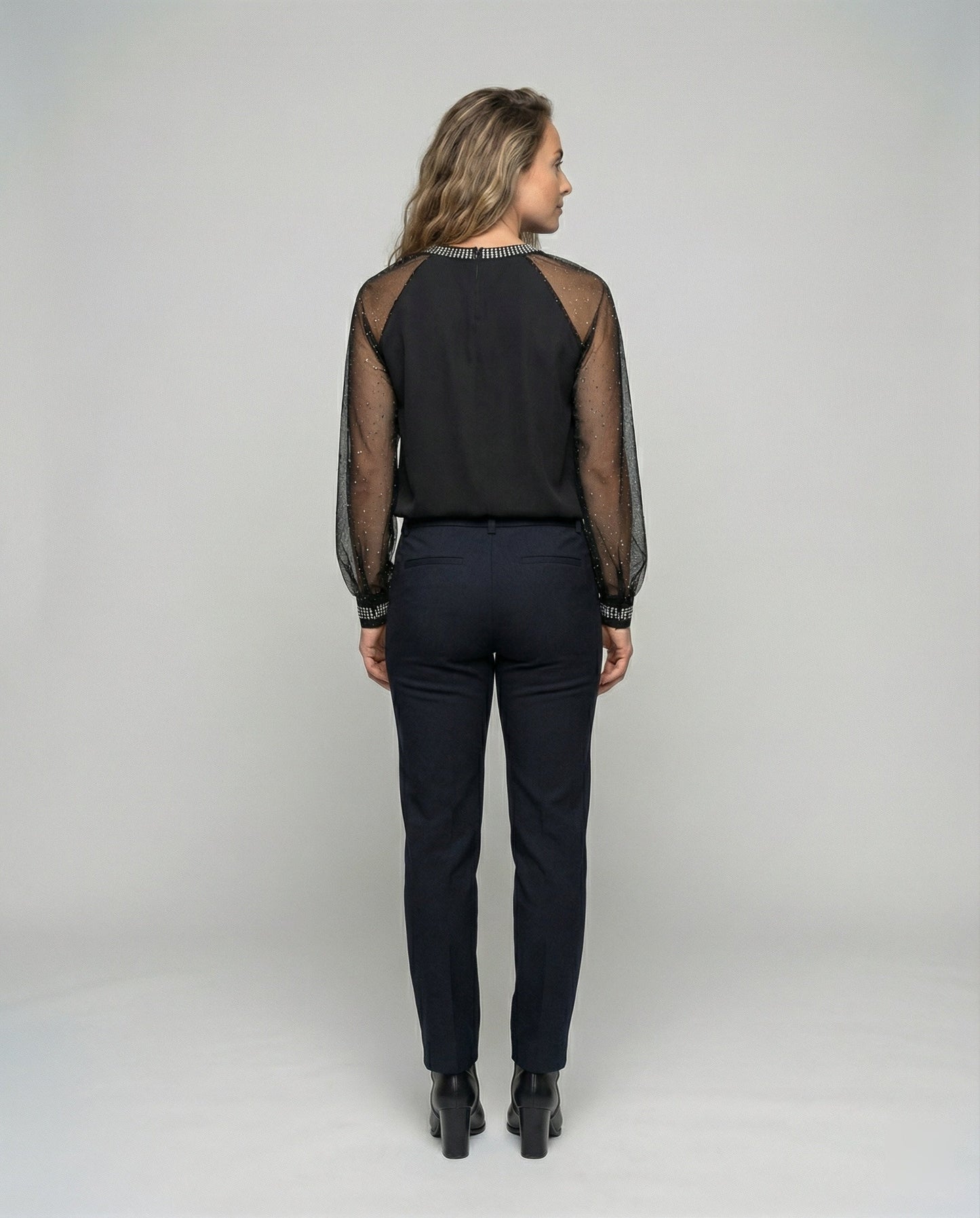Hilda Dames Top | Elegante Pailletten en Mesh, Comfortabele Regular Fit 3