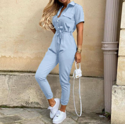 ISALINE | Minimalistische Jumpsuit met Elegante Knoopsluiting 10