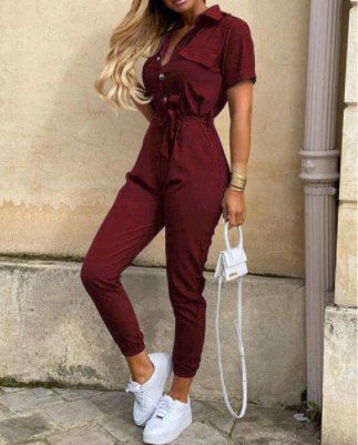 ISALINE | Minimalistische Jumpsuit met Elegante Knoopsluiting 2