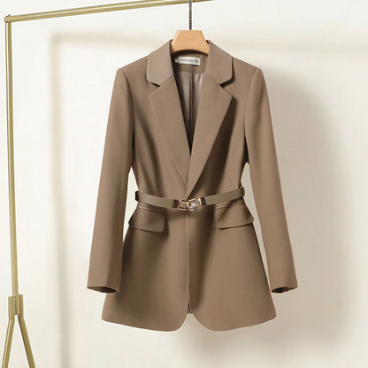 ORLÉA | Damesblazer met ceintuur – Getailleerd model met reverskraag