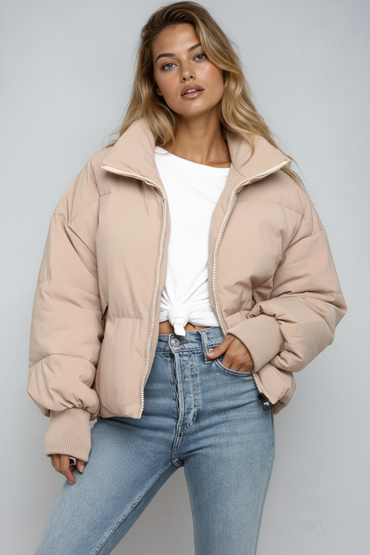 Korte Gewatteerde Damesjas met Hoge Kraag en Ritssluiting – Trendy Puffer Jas voor Winter en Herfst