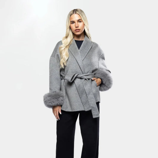 Livia Dames Winterjas | Mouwen, Elegante Strikceintuur 0