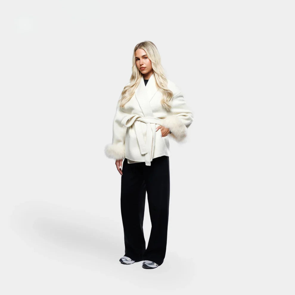 Livia Dames Winterjas | Mouwen, Elegante Strikceintuur 4