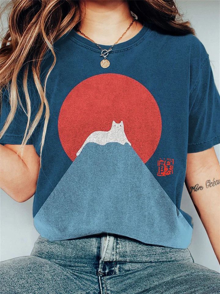 MAISA | Grafisch T-shirt met Kat & Bergprint 1