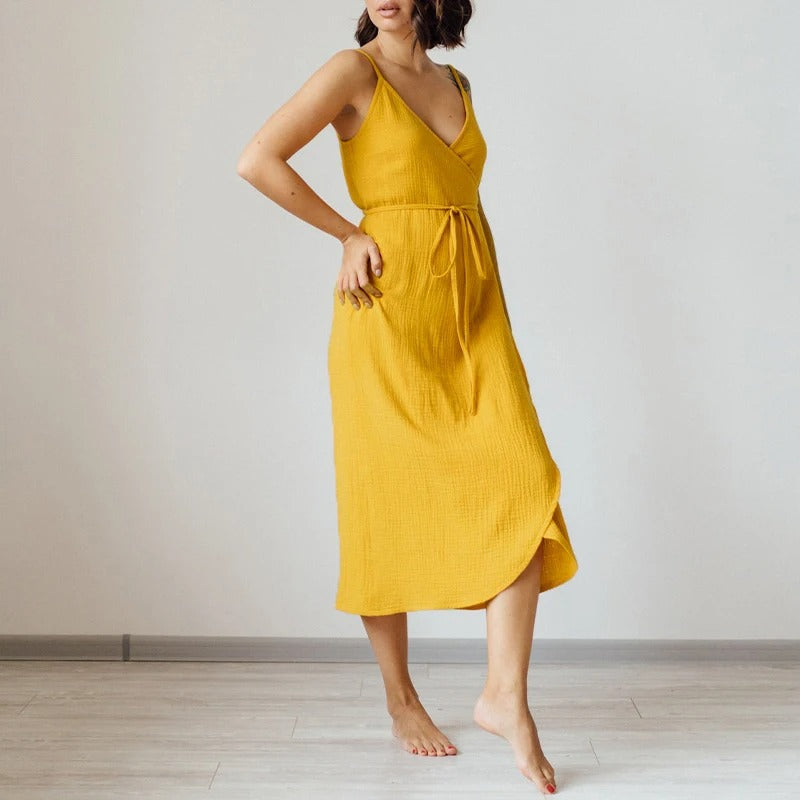 MOLLY | Mouwloze Zomerjurk Crêpe met V-hals 0