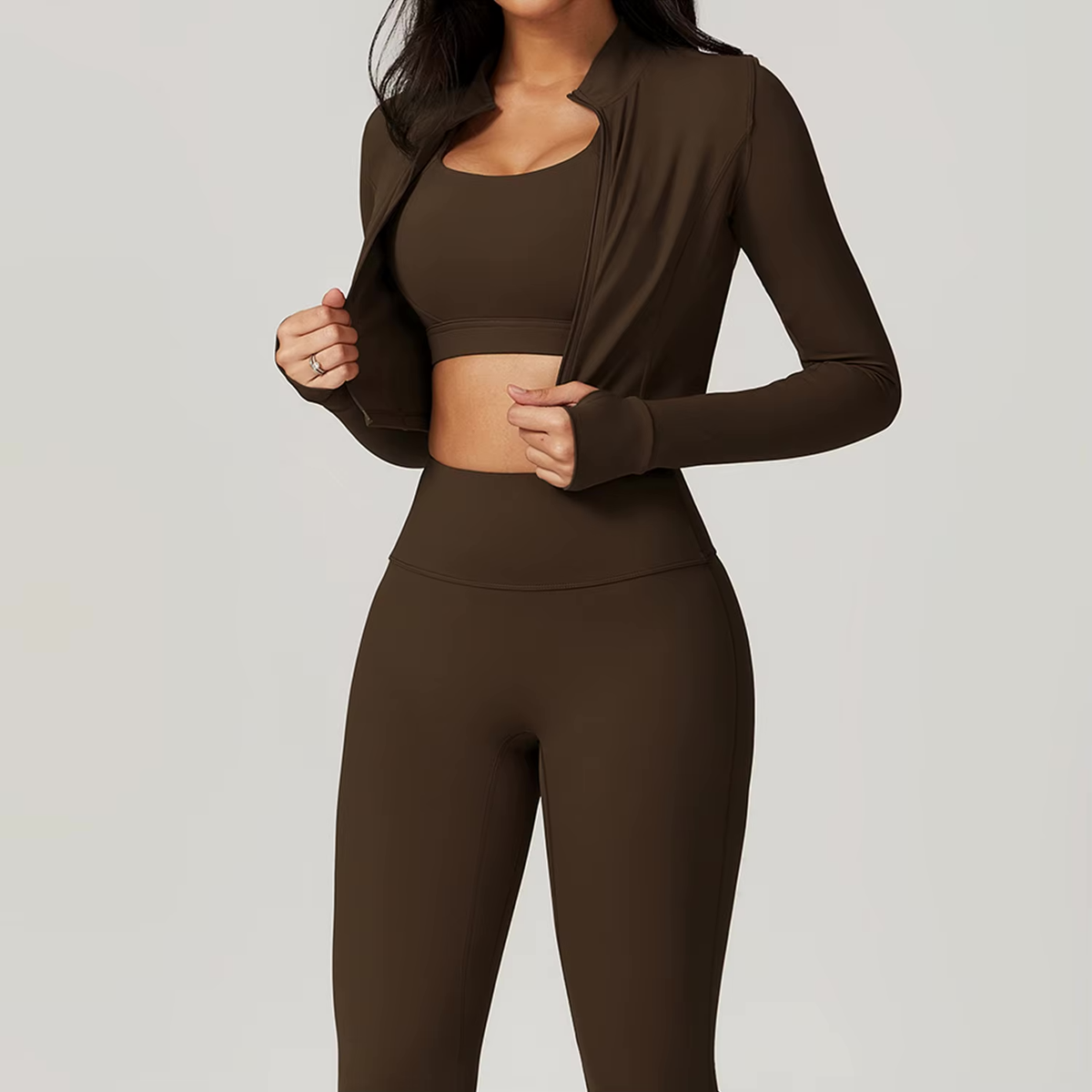 NYRA | Naadloze Sportset met Sculptende Pasvorm en Ademend Comfort 0