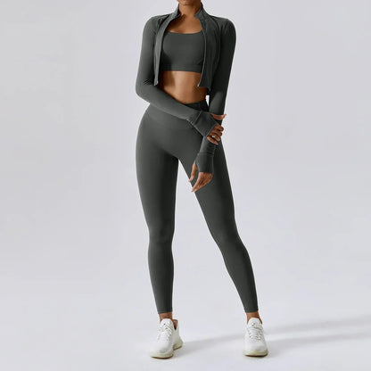 NYRA | Naadloze Sportset met Sculptende Pasvorm en Ademend Comfort 10