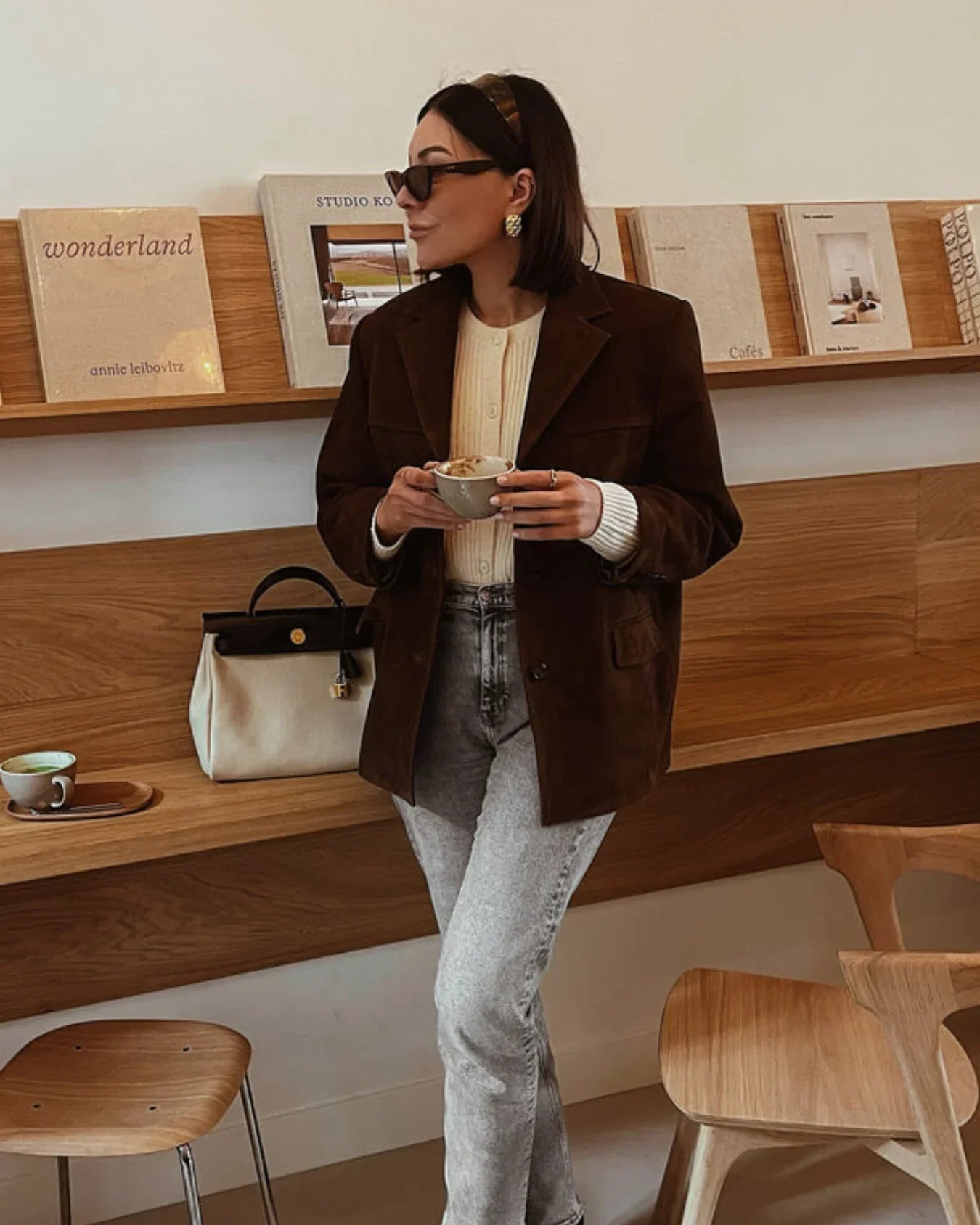 Nina Dames Blazer | Suède, Tijdloos en Flatterend Design 5
