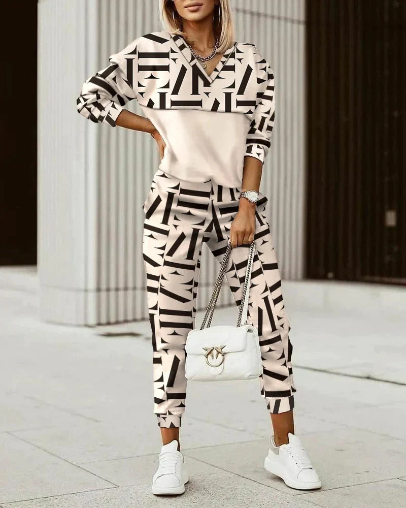 Ravella | Monogram Co-ord Joggingpak voor Dames 0