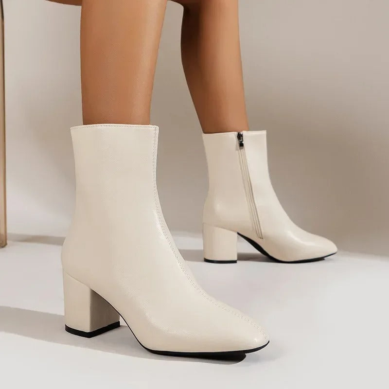 Rina Dames Enkellaarsjes | Zwarte Blokhak, Elegant Design 4