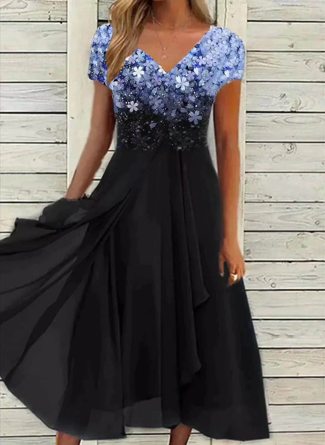EVENY | Elegante Chiffon Feestjurk met Vloeiende Pasvorm