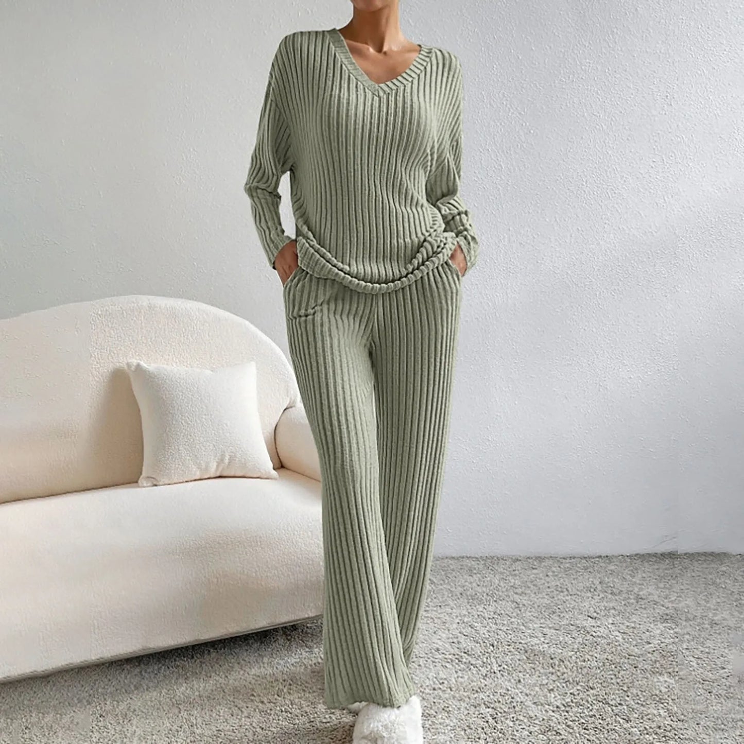 Lena – Stijlvolle Gebreide Set met V-hals | Comfort & Elegantie