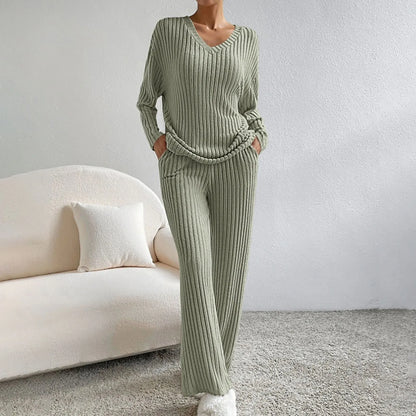 Lena – Stijlvolle Gebreide Set met V-hals | Comfort & Elegantie