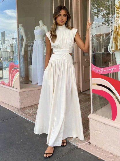 SALVINA | Maxi-jurk met Cut-out Rug en Plooidetail 1