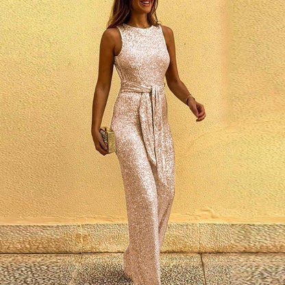 Serenna | Verleidelijke Glitter Jumpsuit met Open Rug en Schouders