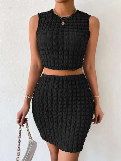 DARINKA | Bubble-textuur crop top & high-waisted rok set