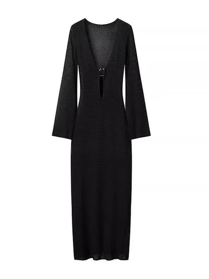 Solaré – Sexy Gehaakte Maxi Jurk met Flared Mouwen