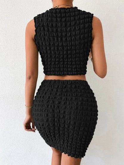 DARINKA | Bubble-textuur crop top & high-waisted rok set