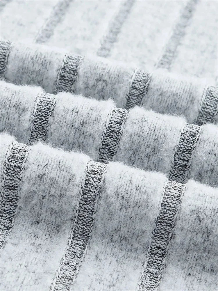SYRENE | Ribgebreide midi kokerrok met hoge taille