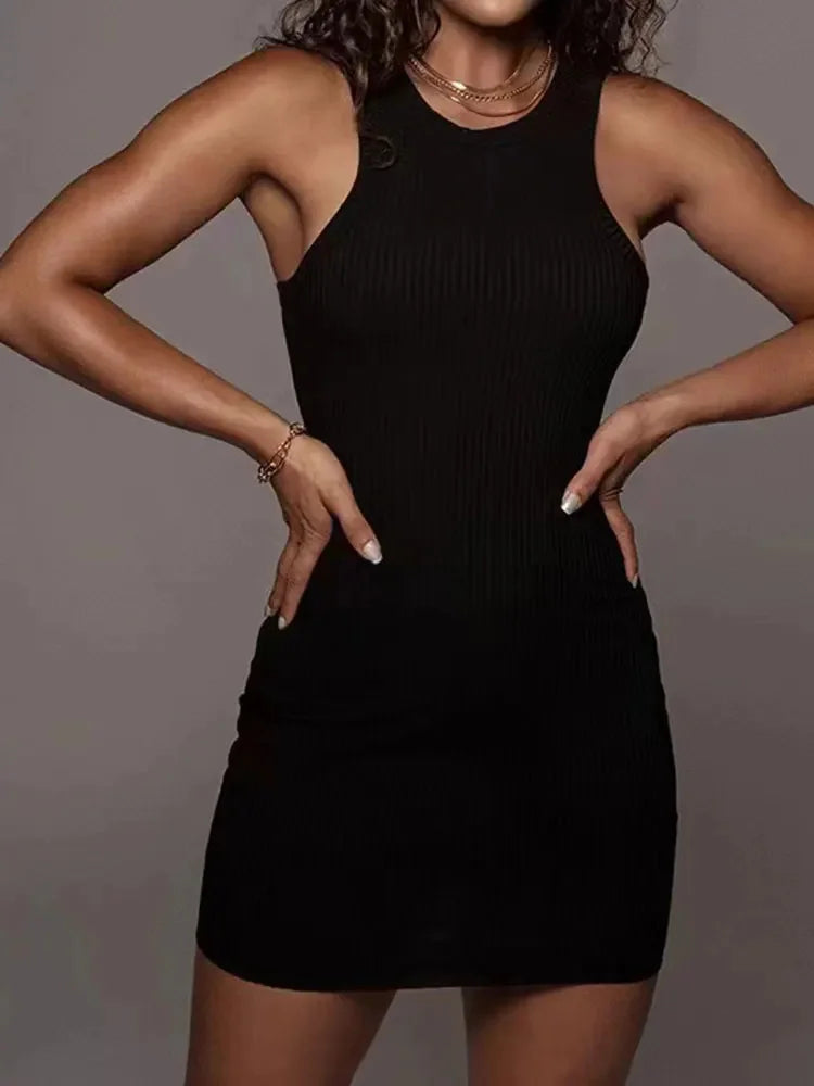 AMISSA | Bodycon zomer mini-jurk met open rug en ribstructuur