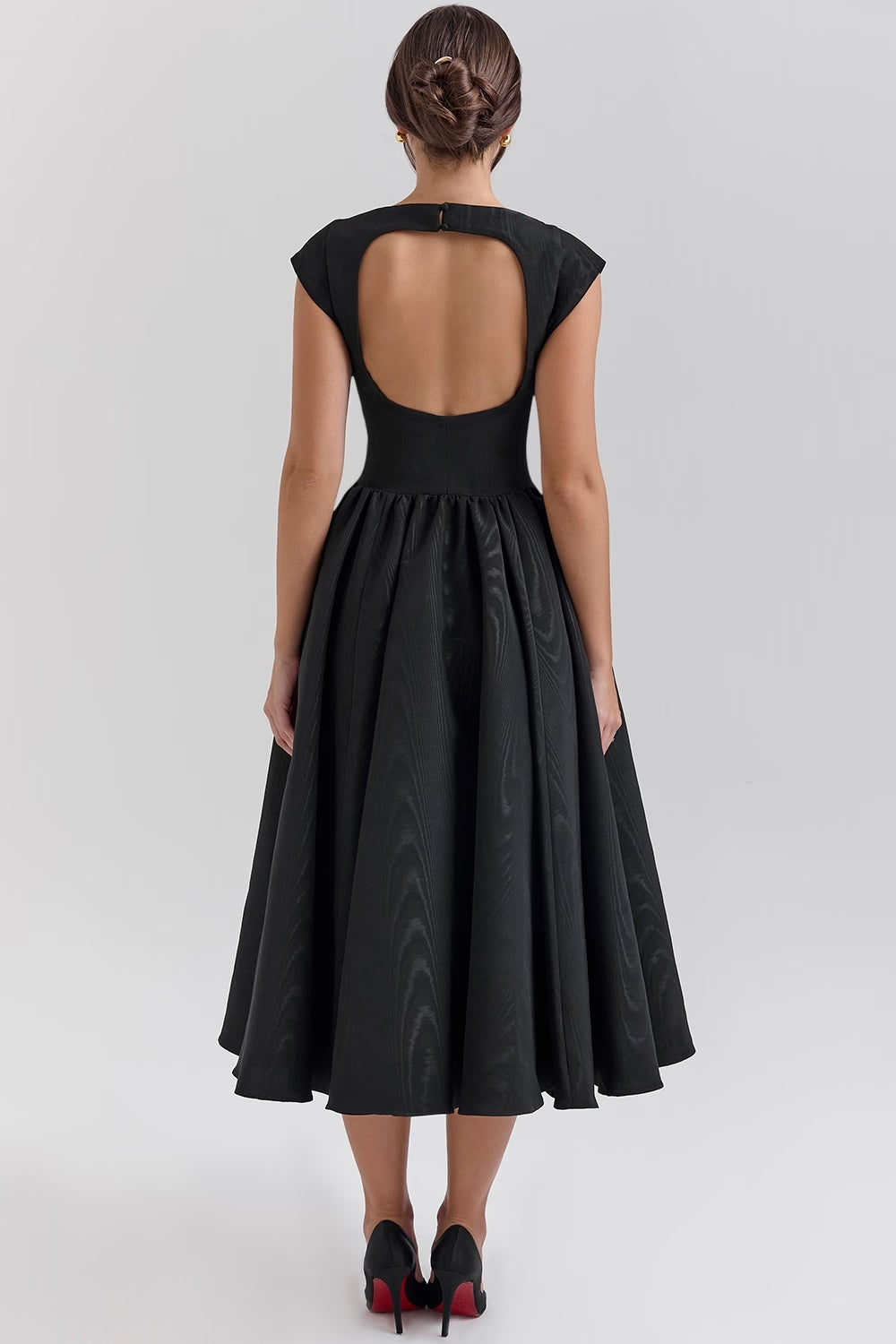 Victoria – Elegante Jurk | Tijdloos Design | Flatterende Pasvorm | Luxe & Comfort 2