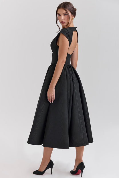 Victoria – Elegante Jurk | Tijdloos Design | Flatterende Pasvorm | Luxe & Comfort 3