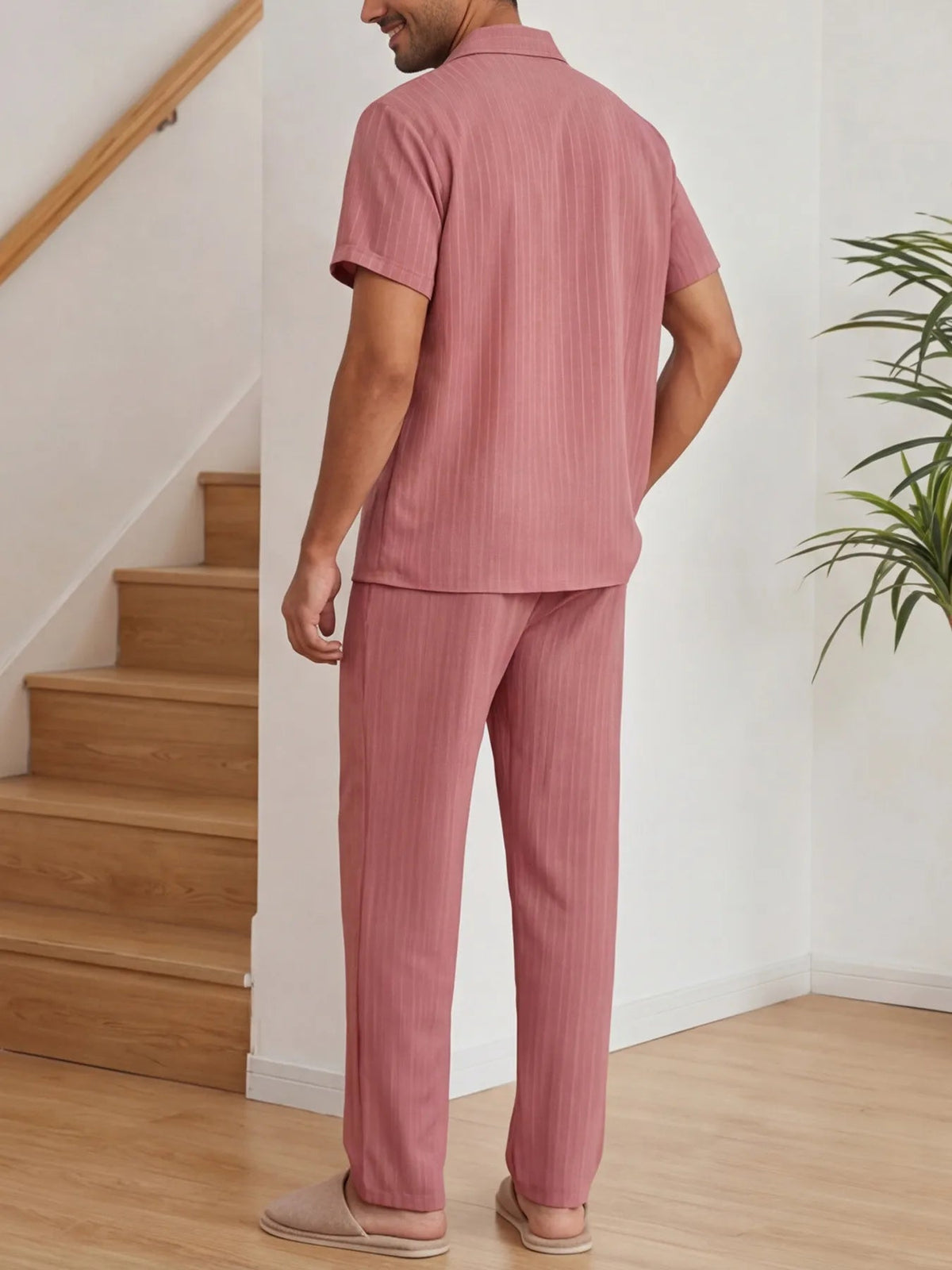 Zwart heren co-ord set met opstaande kraag – moderne Japanse stijl met luxe uitstraling 3