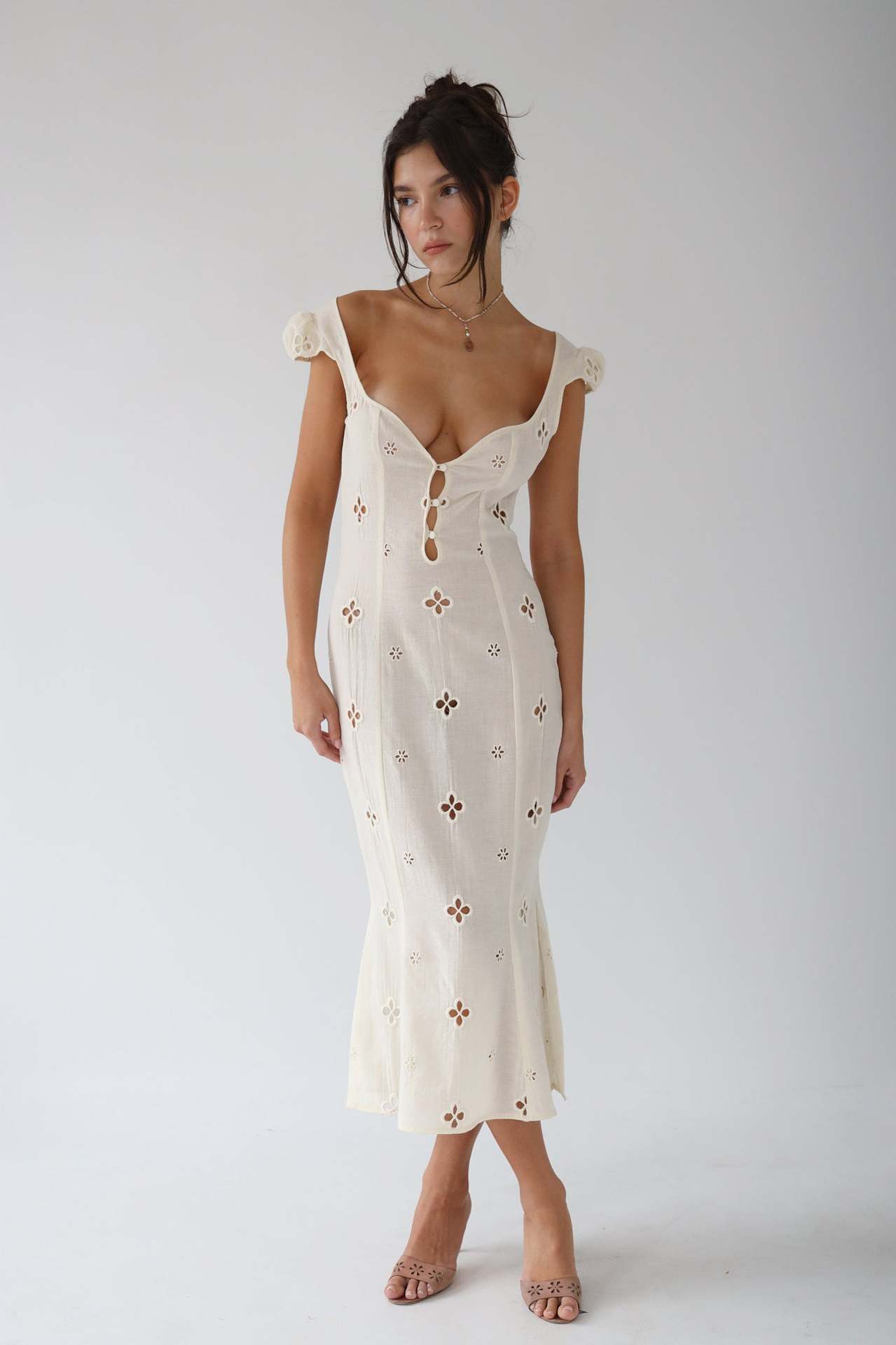 Isabella - Vintage Geborduurde Fishtail Midi-jurk | Romantisch, Elegant & Ademend