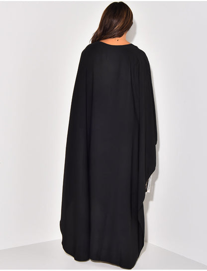 MARÉLIA | Cape-jurk met vloeiende pasvorm en verstelbare taille