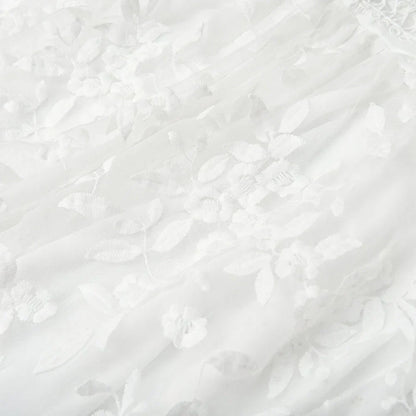 FIORELLA | Witte kanten jurk met bloemenborduursels