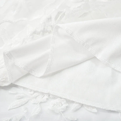 FIORELLA | Witte kanten jurk met bloemenborduursels