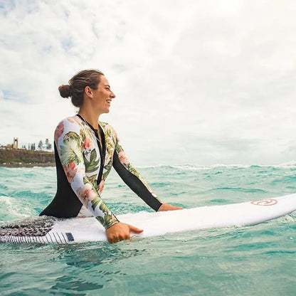 SOLANI | Surf Bodysuit met Kleurige Print & UV-Bescherming